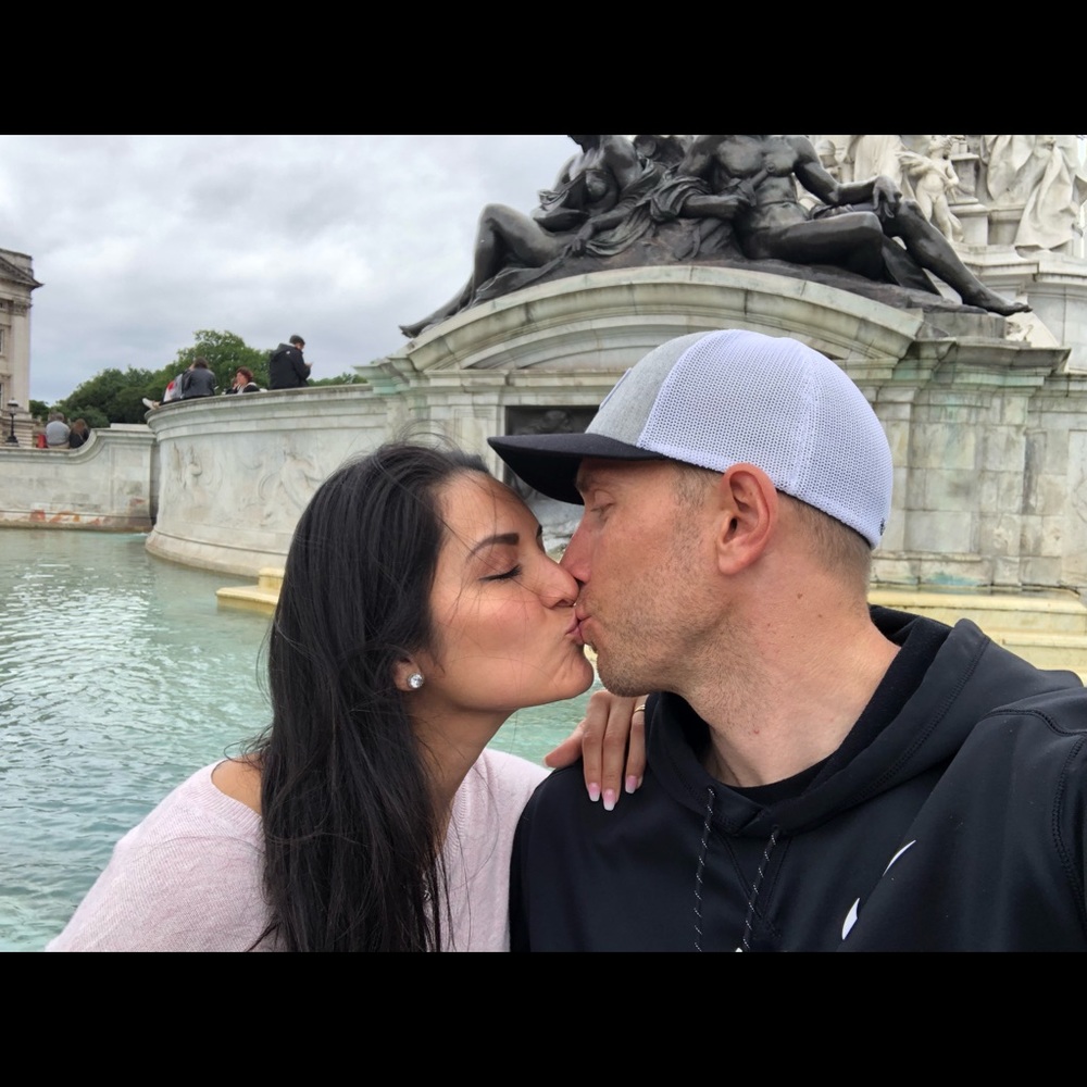 Meet your Posher, Dina